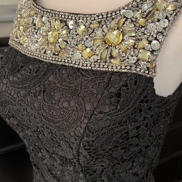 NARCES COCKTAIL DRESS - Picture 5 of 17